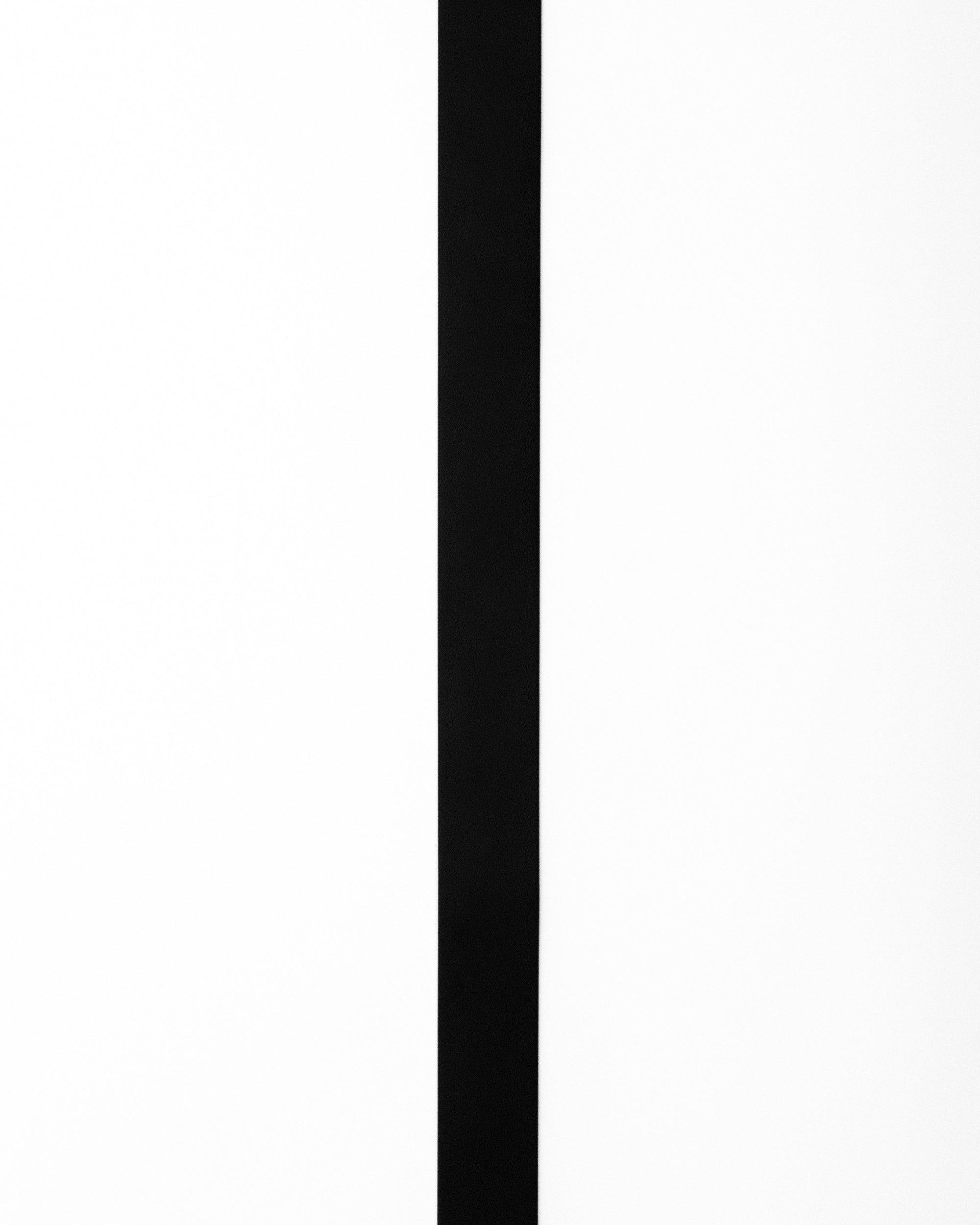 CANCCIO ORNA  black leather belt strap, leather texture details